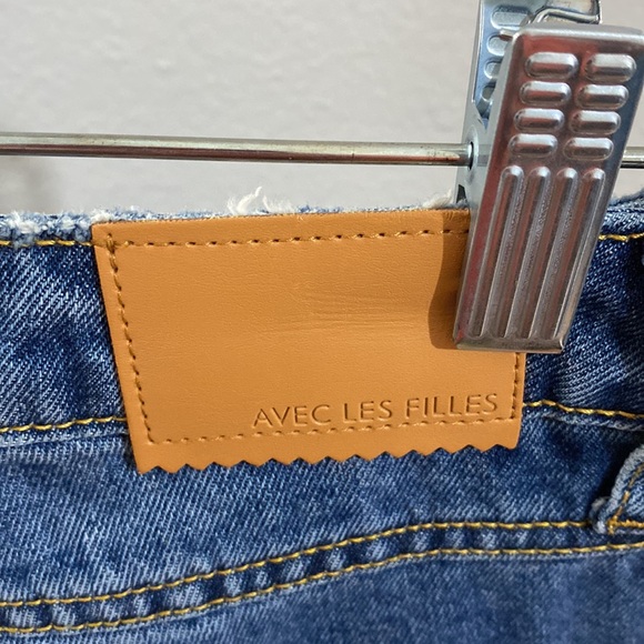 Avec Les Filles High Waisted Mom Jeans Distressed Raw Hems - Picture 7 of 10
